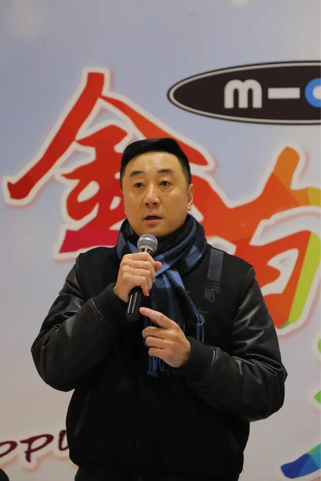 如何选择适合篮球康复训练的器材_0
